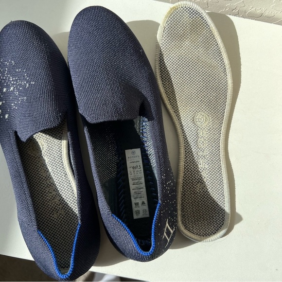 Rothy’s The Gemini loafers Zodiac in Navy - Picture 8 of 14
